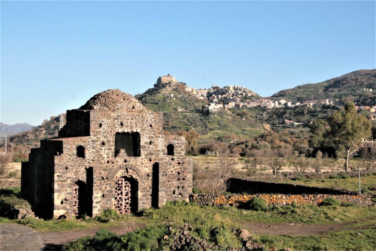 Casa Donna Franca Castiglione De Sicilia Exterior foto